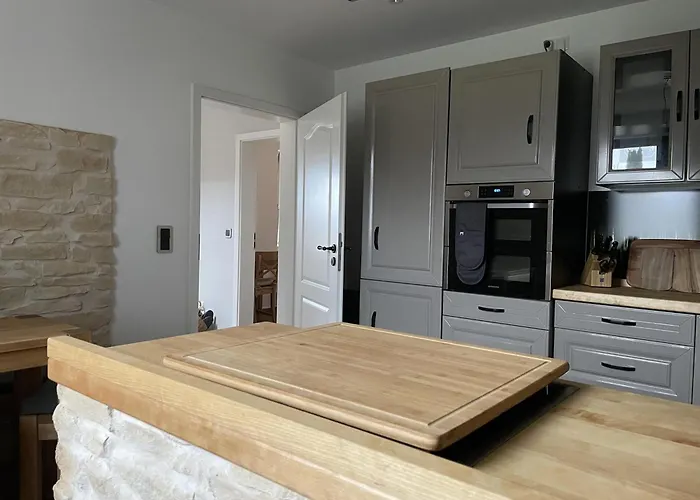 Neu! Haus Am Heldrastein Treffurt